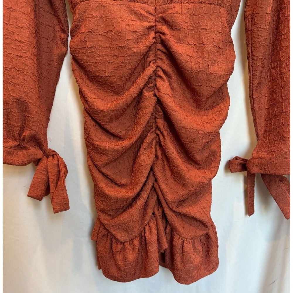 Mini Ruffle Bodycon Cocktail Dress Size 6 Ruched Textured Flirty Party Event - Picture 13 of 15